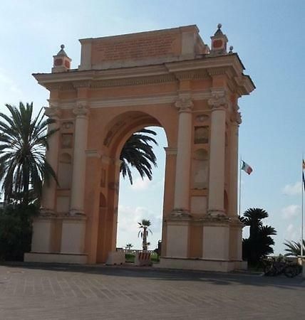 Апартаменты Casa Mariuccia A Due Passi Dal Mare Финале Лигуре Экстерьер фото